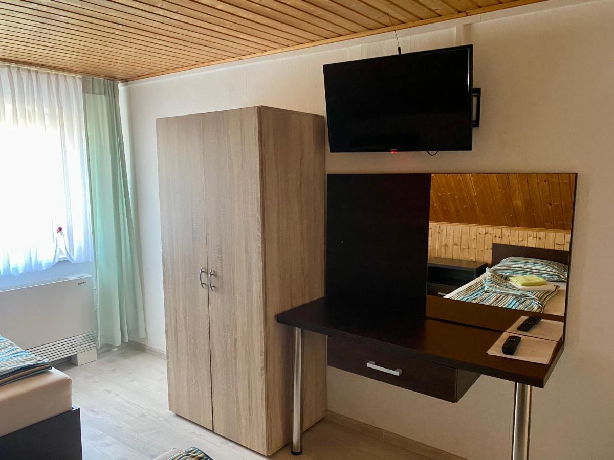 Riedwirtshaus Motel Neu-Ulm Dış mekan fotoğraf