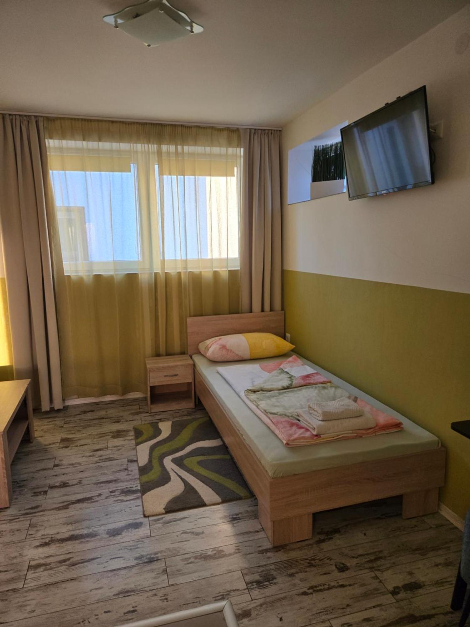 Riedwirtshaus Motel Neu-Ulm Dış mekan fotoğraf